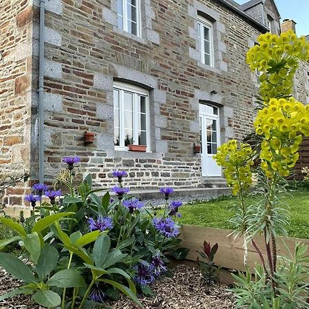 Maison De La Besliere Meuble De Tourisme 2 Etoiles Folligny 外观 照片