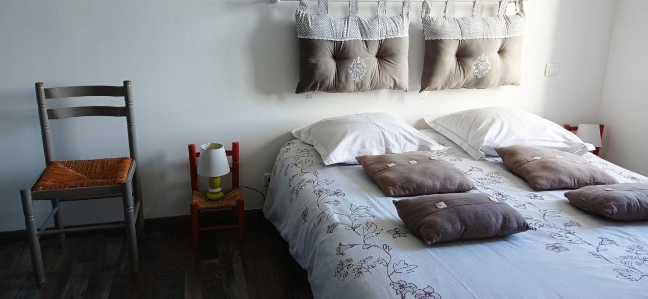 Maison De La Besliere Meuble De Tourisme 2 Etoiles Folligny 外观 照片