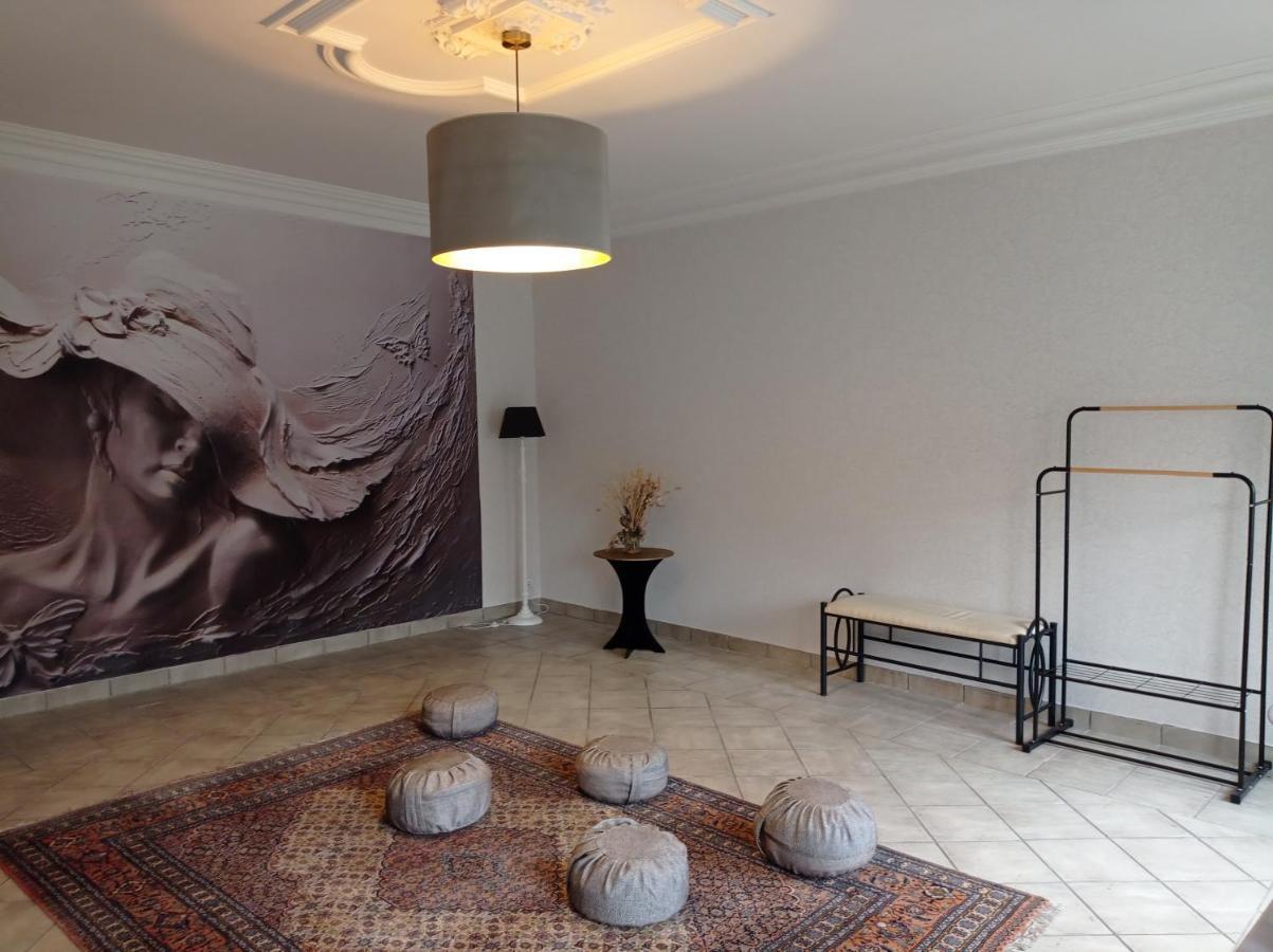 Maison De La Besliere Meuble De Tourisme 2 Etoiles Folligny 外观 照片