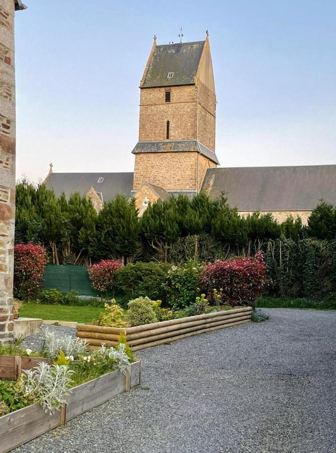 Maison De La Besliere Meuble De Tourisme 2 Etoiles Folligny 外观 照片